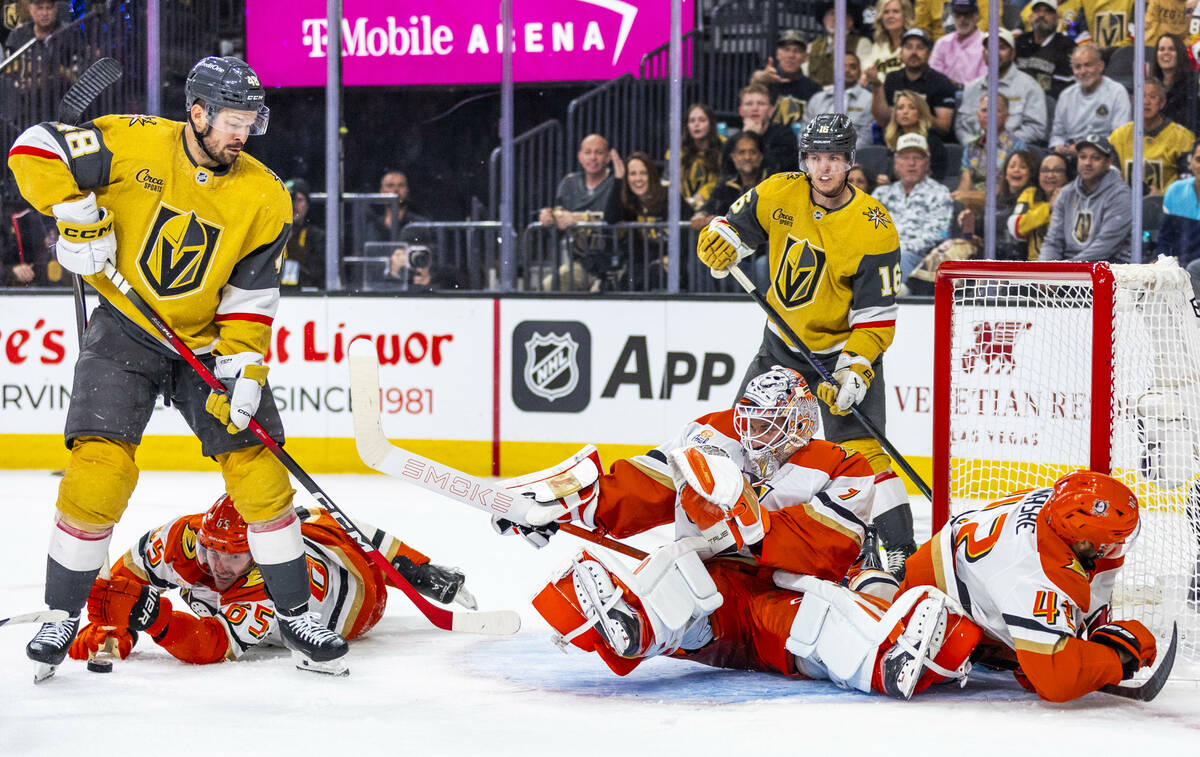 Golden Knights Need Players, Not Coach, to Solve Ducks