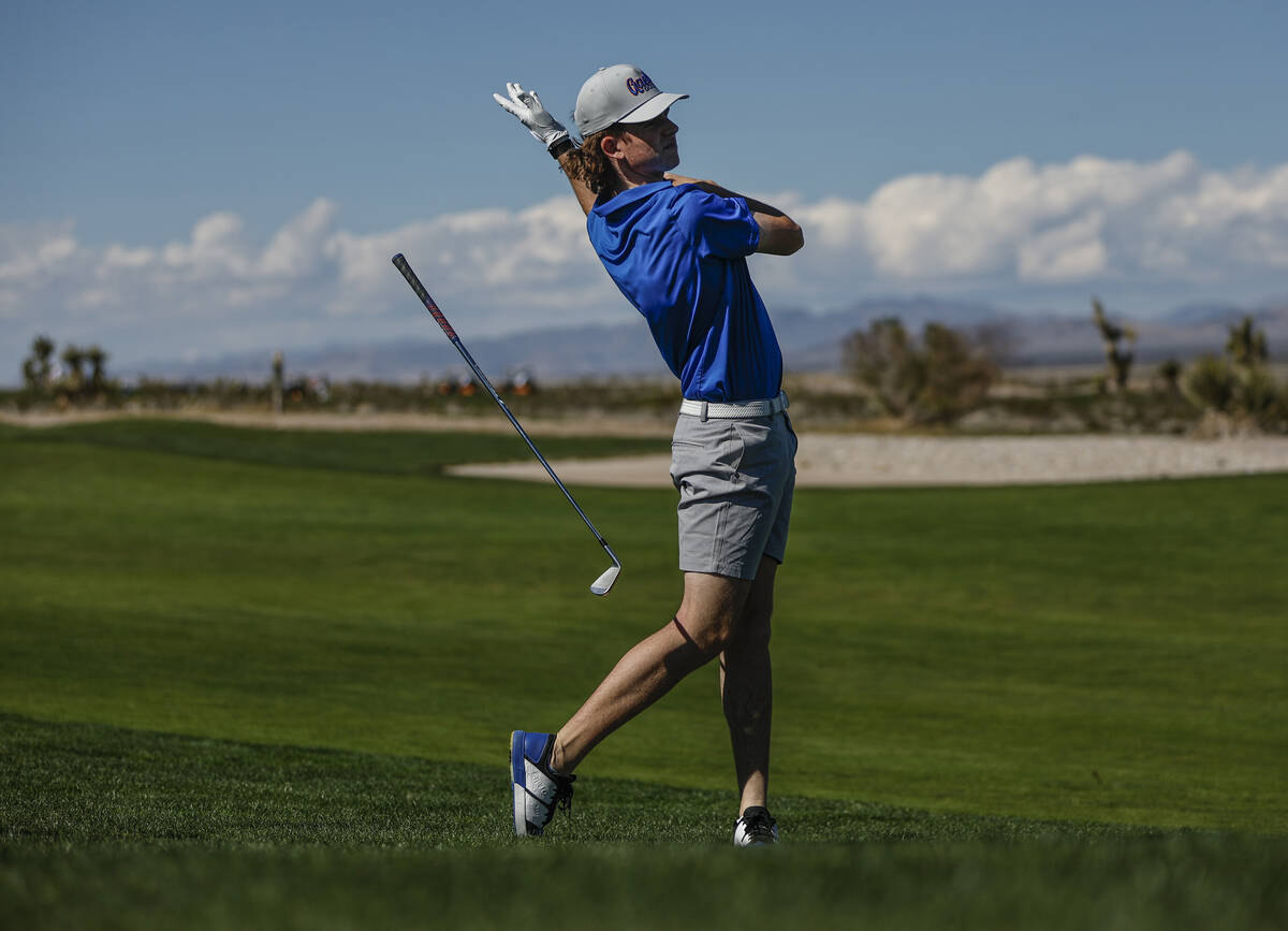 Hutton’s clutch birdie on 18 delivers state golf title to Bishop Gorman