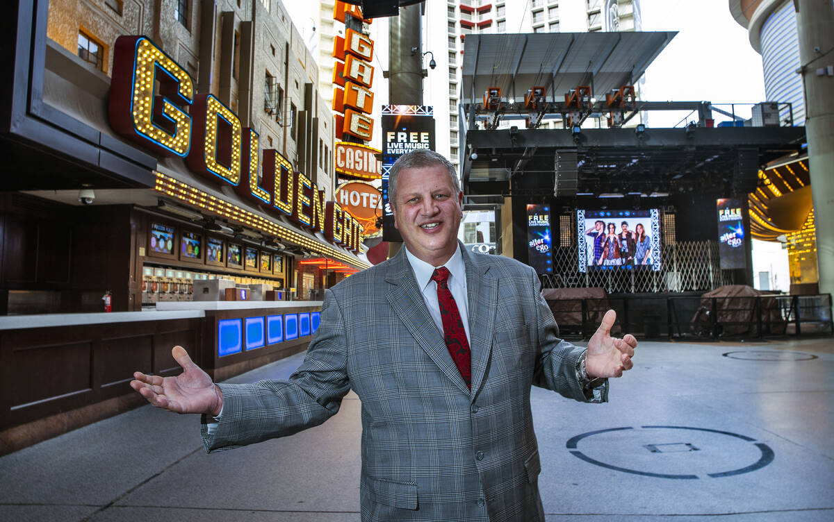 Circa owner offers private jet to viral German soccer fan Freddy for Vegas watch party