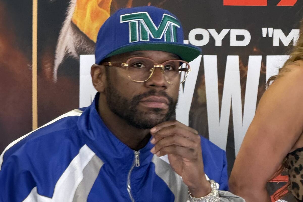 Floyd Mayweather Faces Felony Charges Over $200K Bad Check in Las Vegas